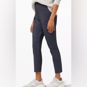 Lululemon HERE TO THERE high rise crop size:6